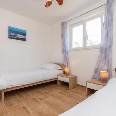 Casa de Férias Beautiful In Vela Luka