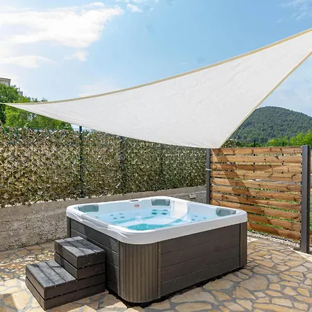 Casa de Férias Beautiful In Vela Luka